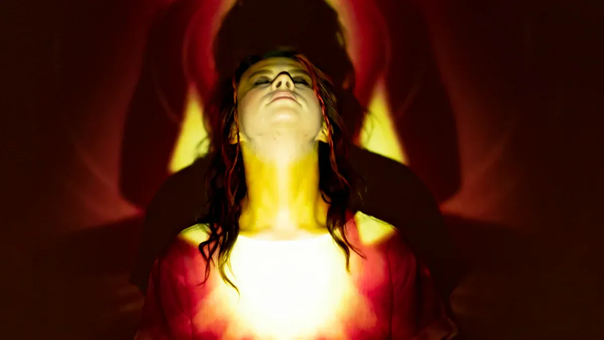 Red Light Therapy for Thyroid